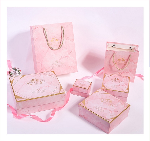 アイシャドウパレット&リップ&ネイル