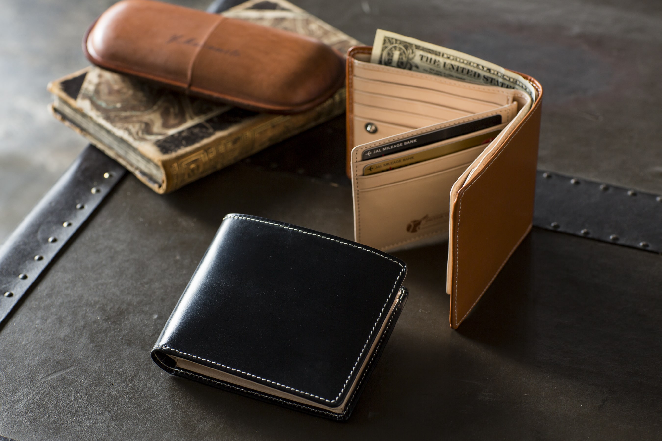 ブライドルレザー二つ折り財布