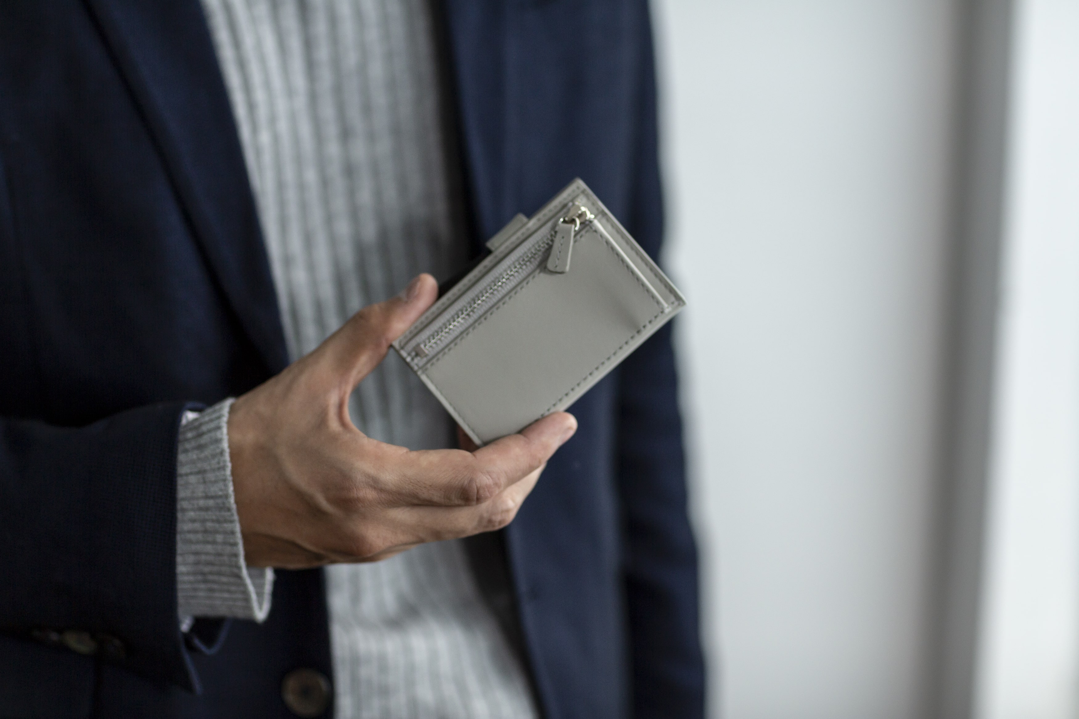 OGONスライド式ウォレット／ジッパー