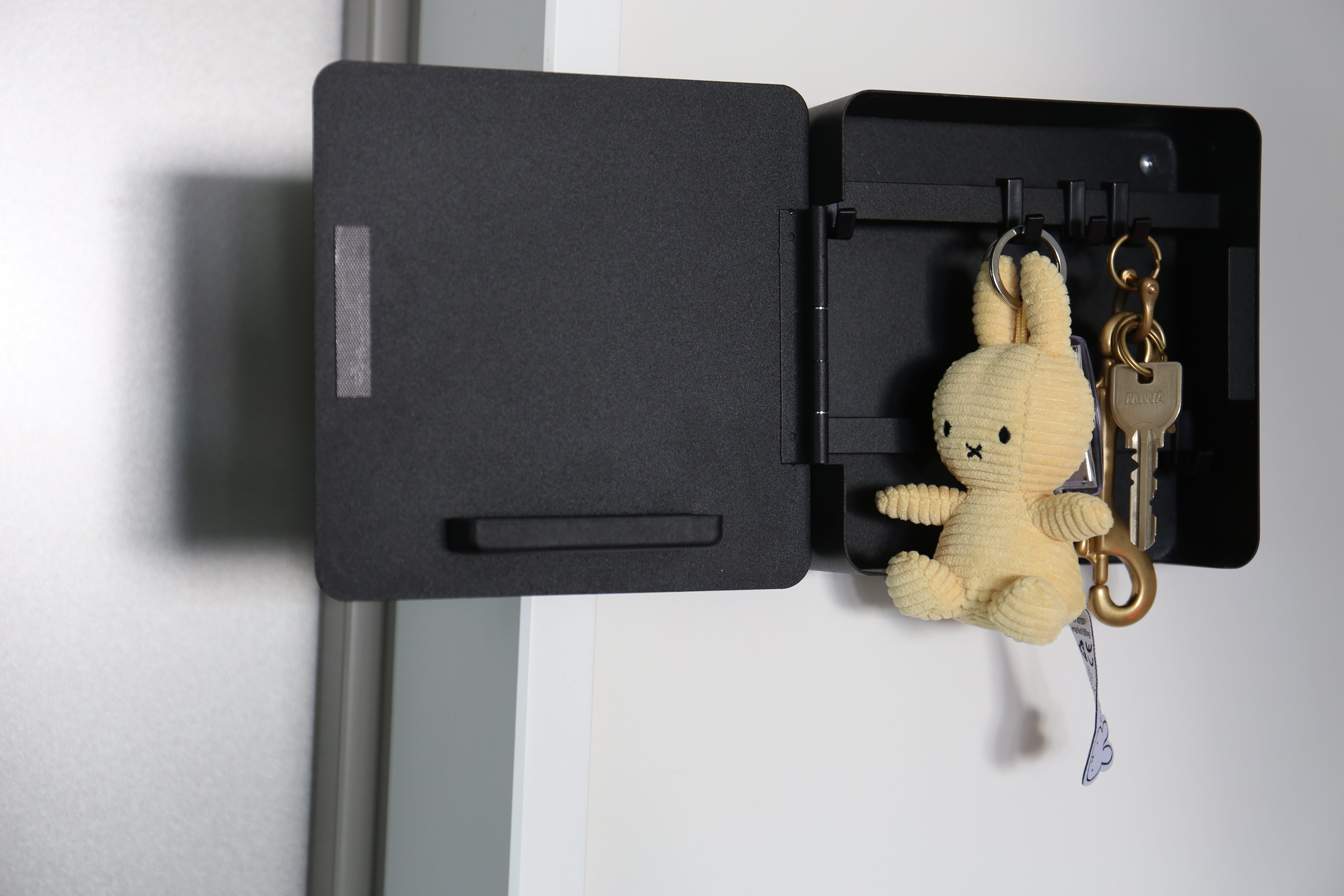 MIFFY CORDUROY KEYCHAIN　10色から選べる