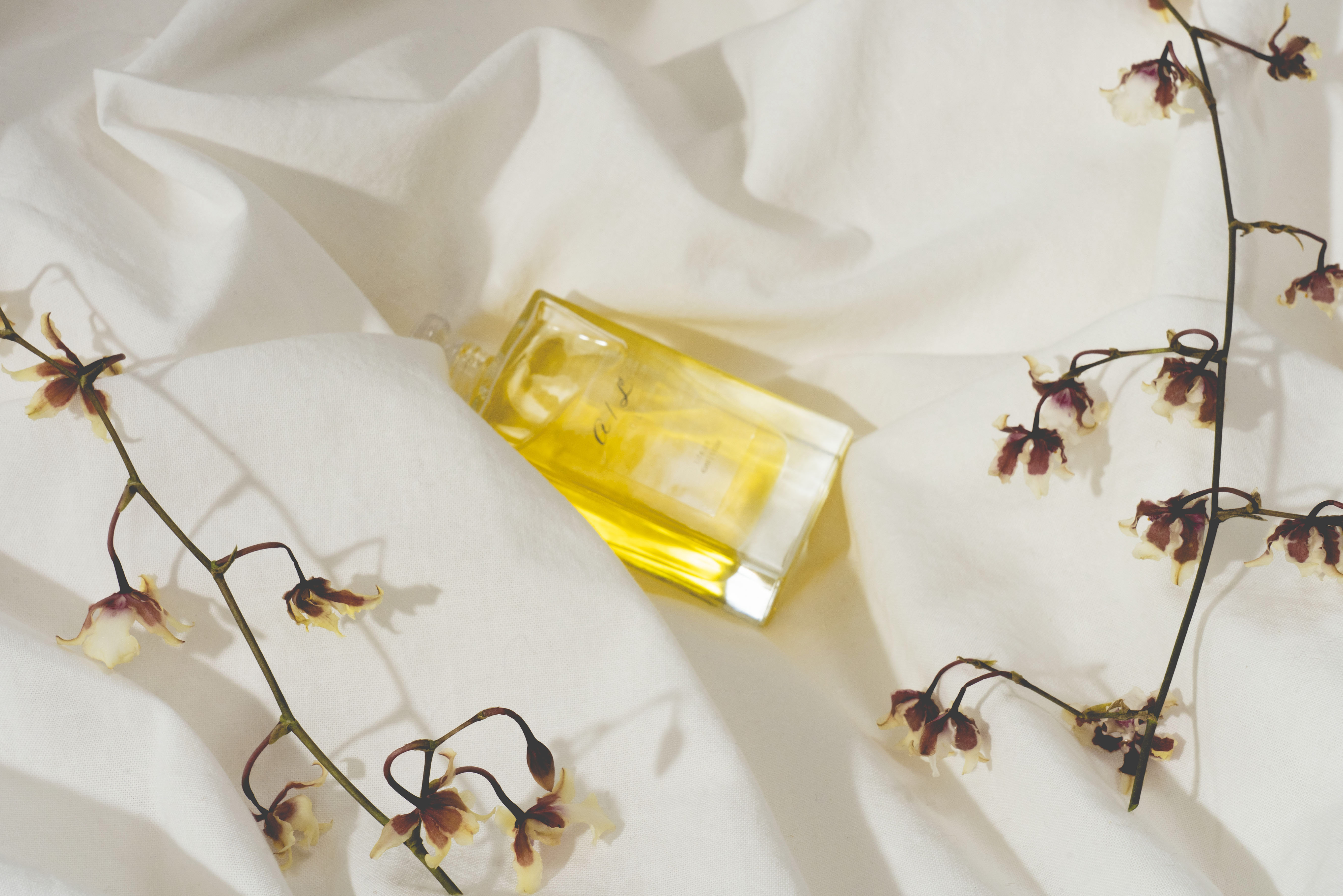 体をいたわるバスソルト＆ボディオイルセット | eume（イウミー） ainaLyra（アイナライラ）のプレゼント・ギフト通販 | TANP（タンプ）