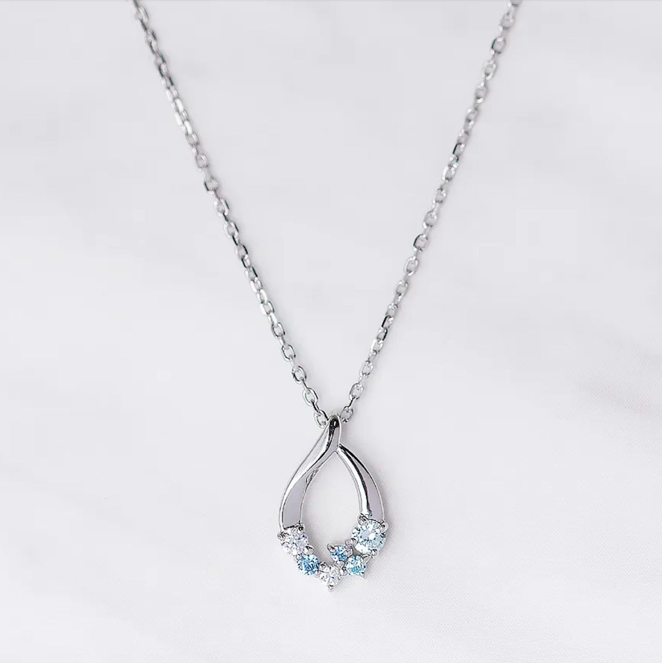 【名入れ】デザイン選べるネックレス＆Canal 4℃オリジナルポーチセット