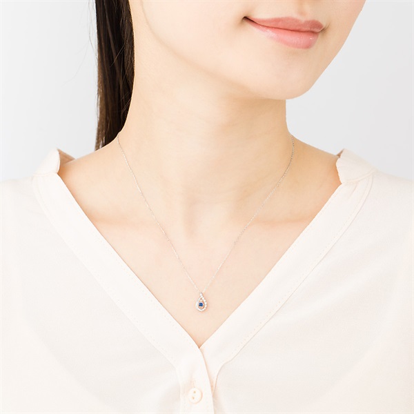 【名入れ】揺れる誕生石ネックレス&オルゴールケースセット