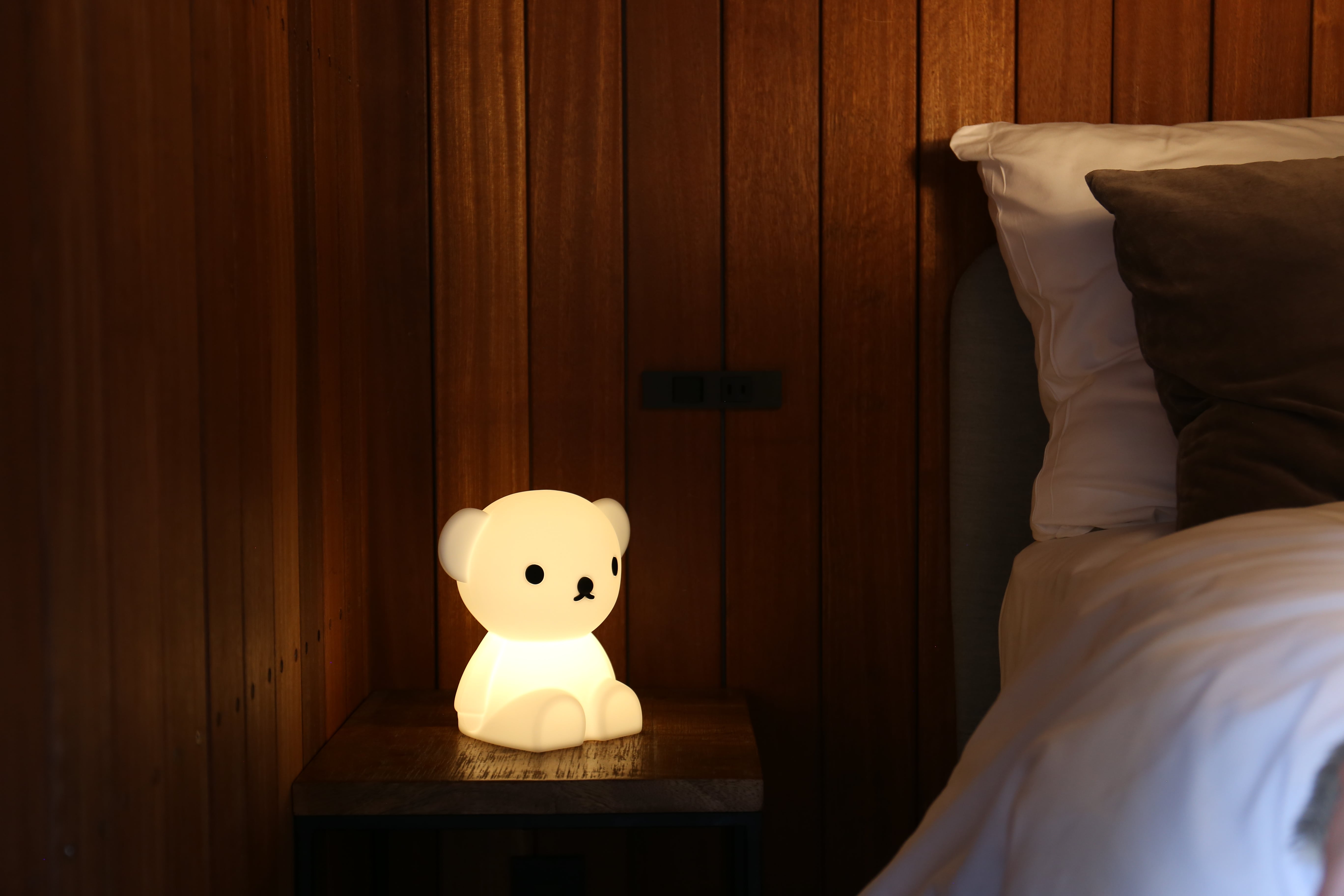 Miffy FIRST LIGHT & THE CROWN セット