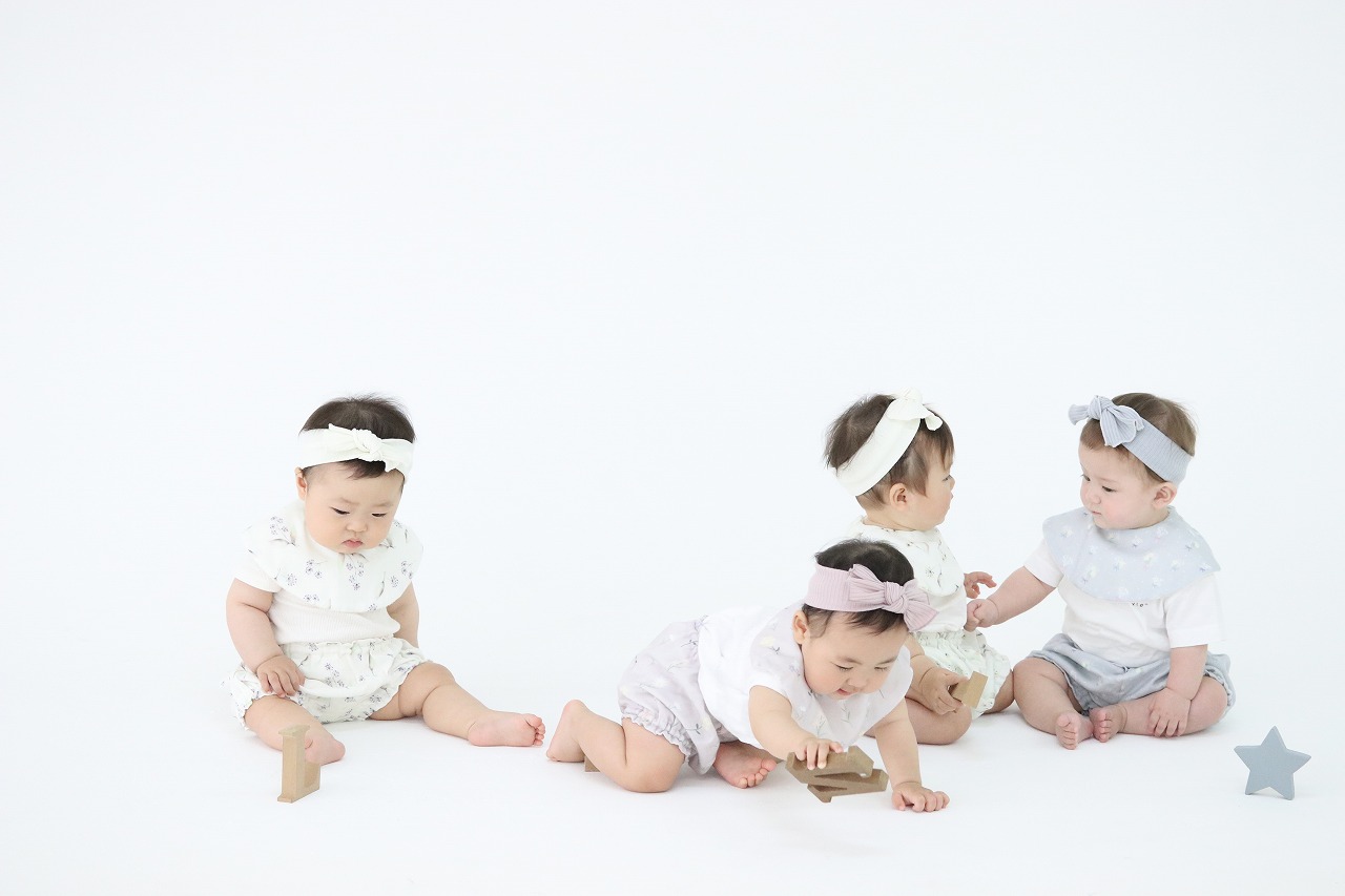 【ボックス付き】花言葉スタイ・ヘアバンド・グローブイニシャルセット