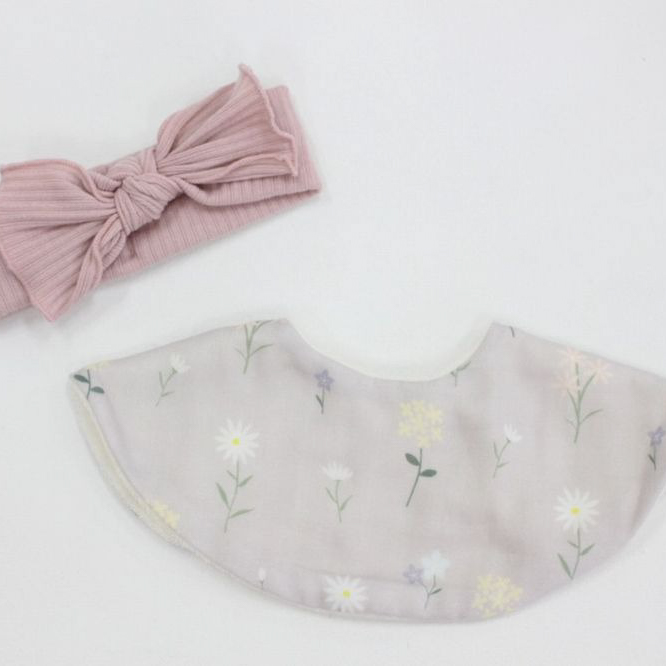 【ボックス付き】花言葉スタイ・ヘアバンド・グローブイニシャルセット