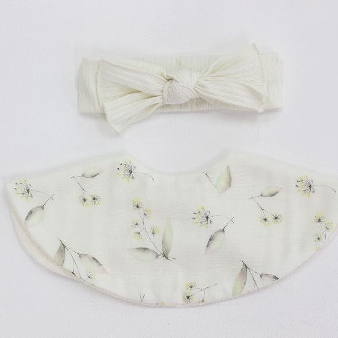 【ボックス付き】花言葉スタイ・ヘアバンド・グローブイニシャルセット