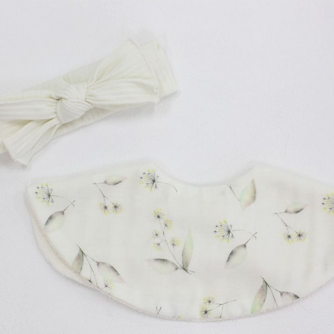 【ボックス付き】花言葉スタイ・ヘアバンド・グローブイニシャルセット