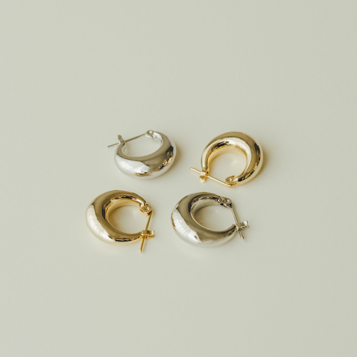ボリュームピアス