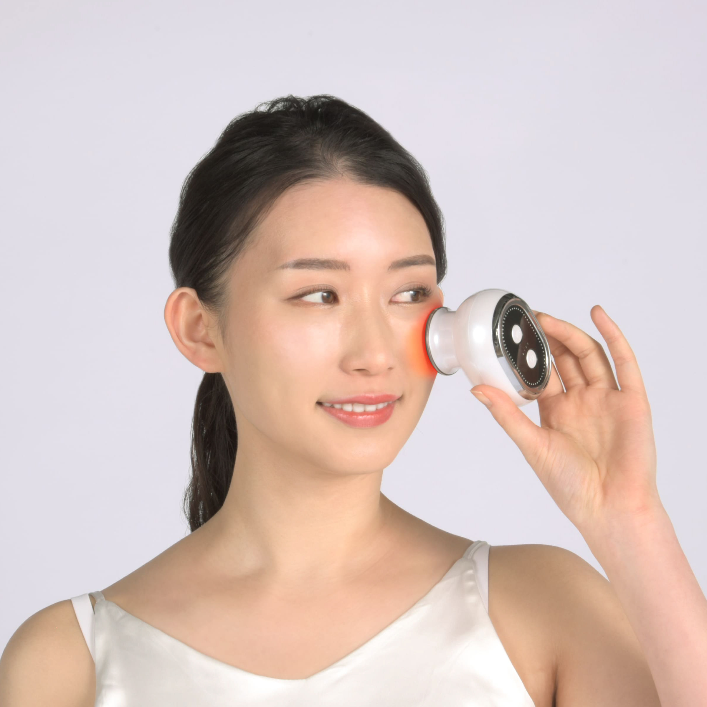 Beapro16 うるハリフト 本格派コンパクト美顔器