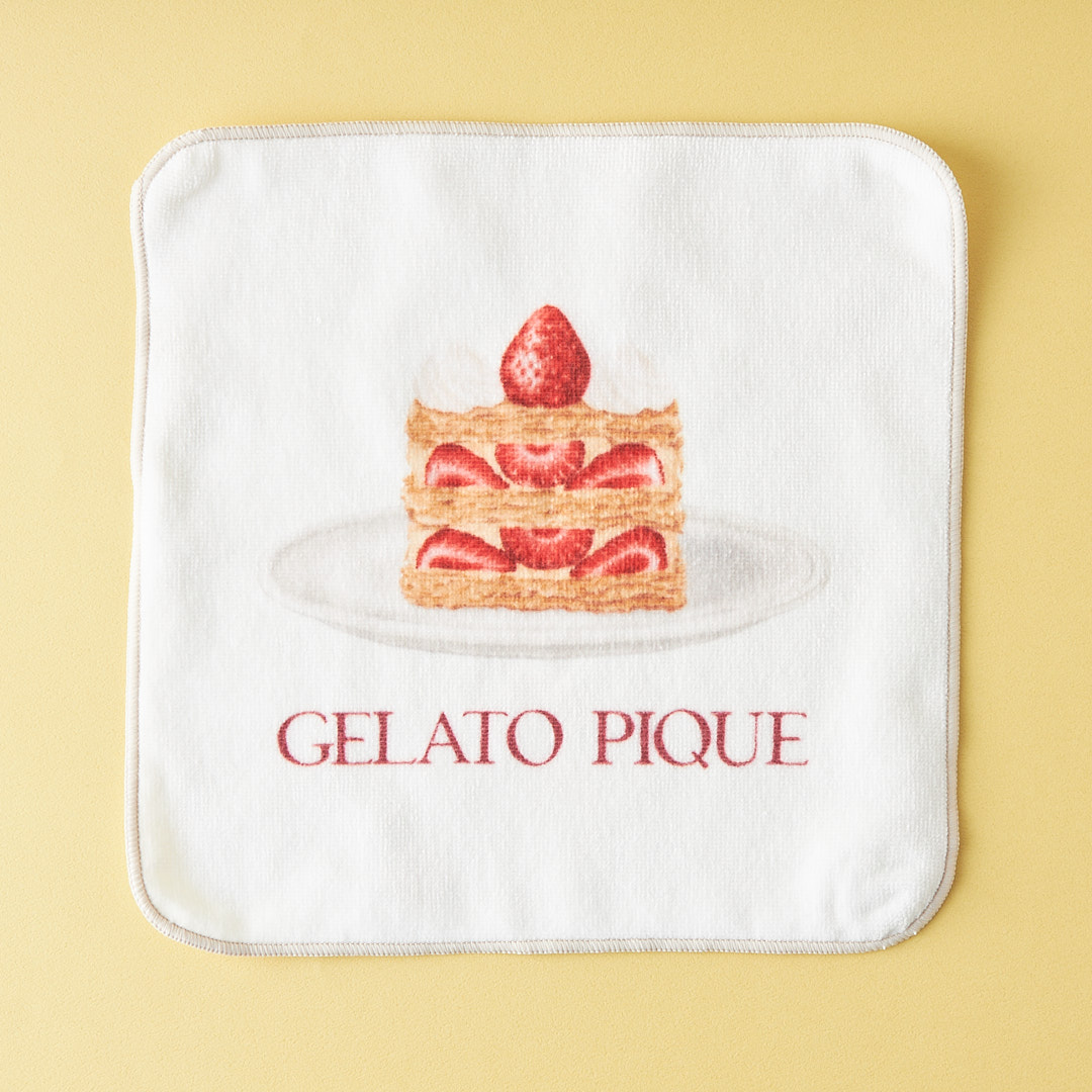 【WOMEN】strawberryモチーフ柄　折りたたみミラー＆ハンドタオルセット