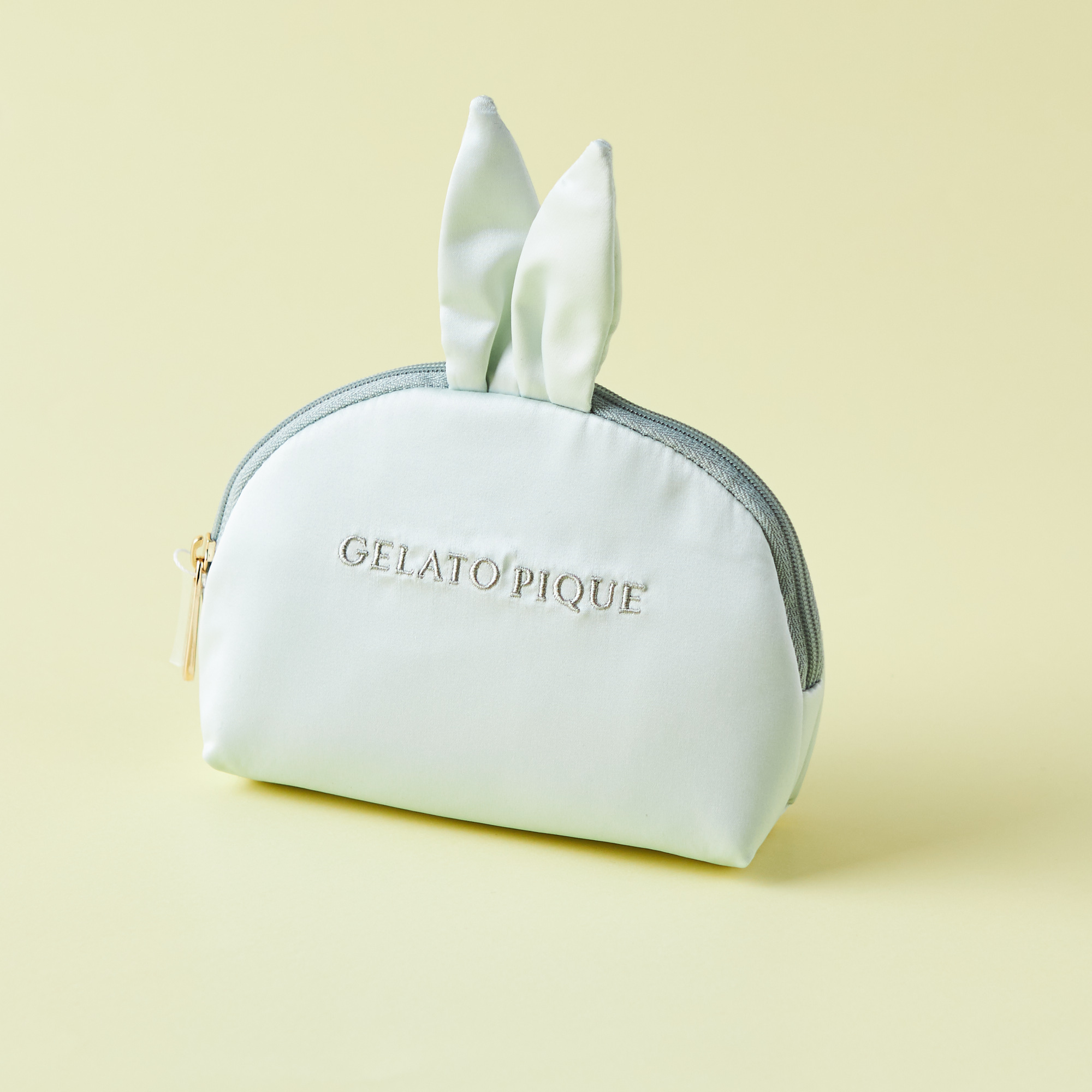 【WOMEN】ウサギの耳付きサテンポーチ