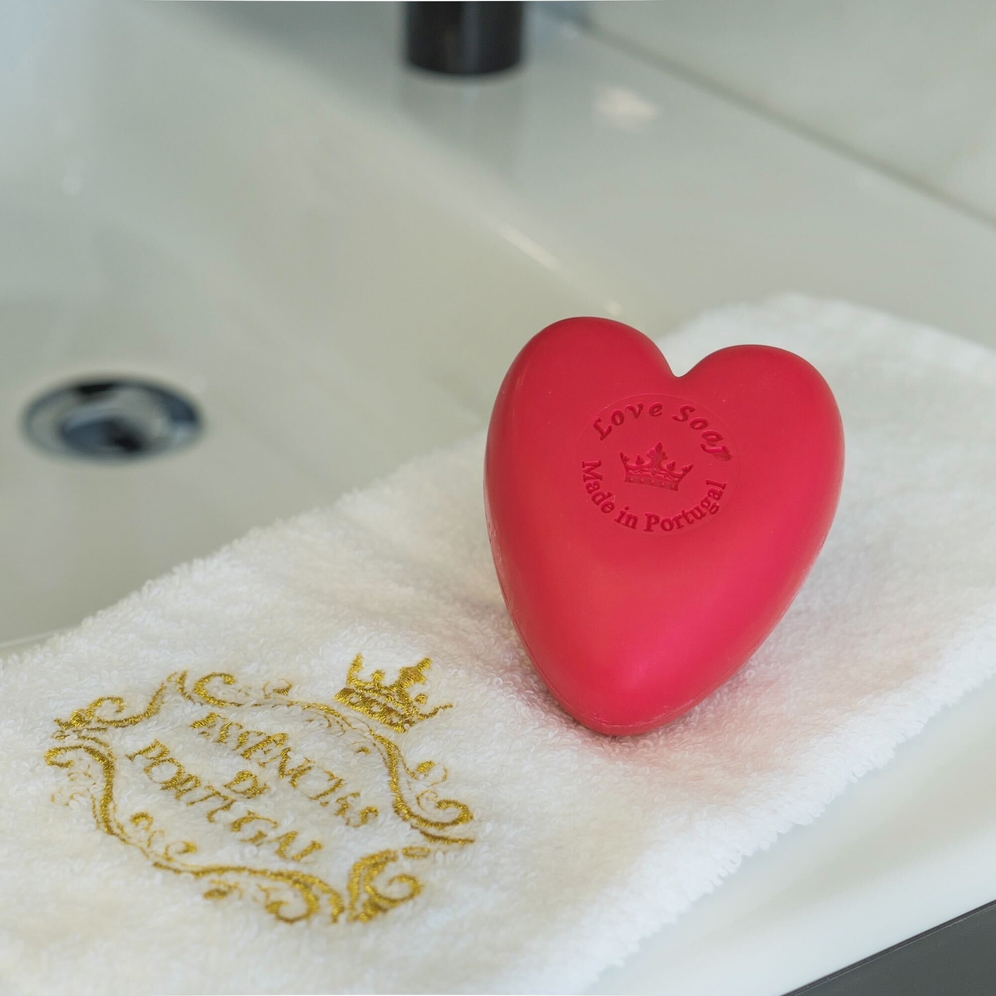 LOVE ラヴソープ クリアケース 150g