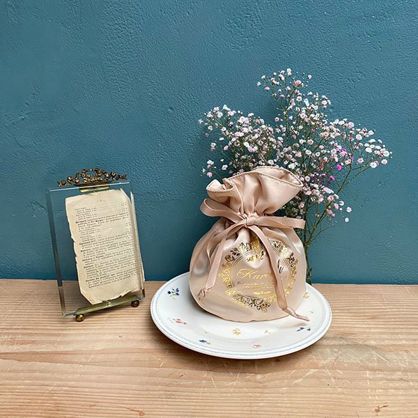 サテンリースロゴポーチ巾着