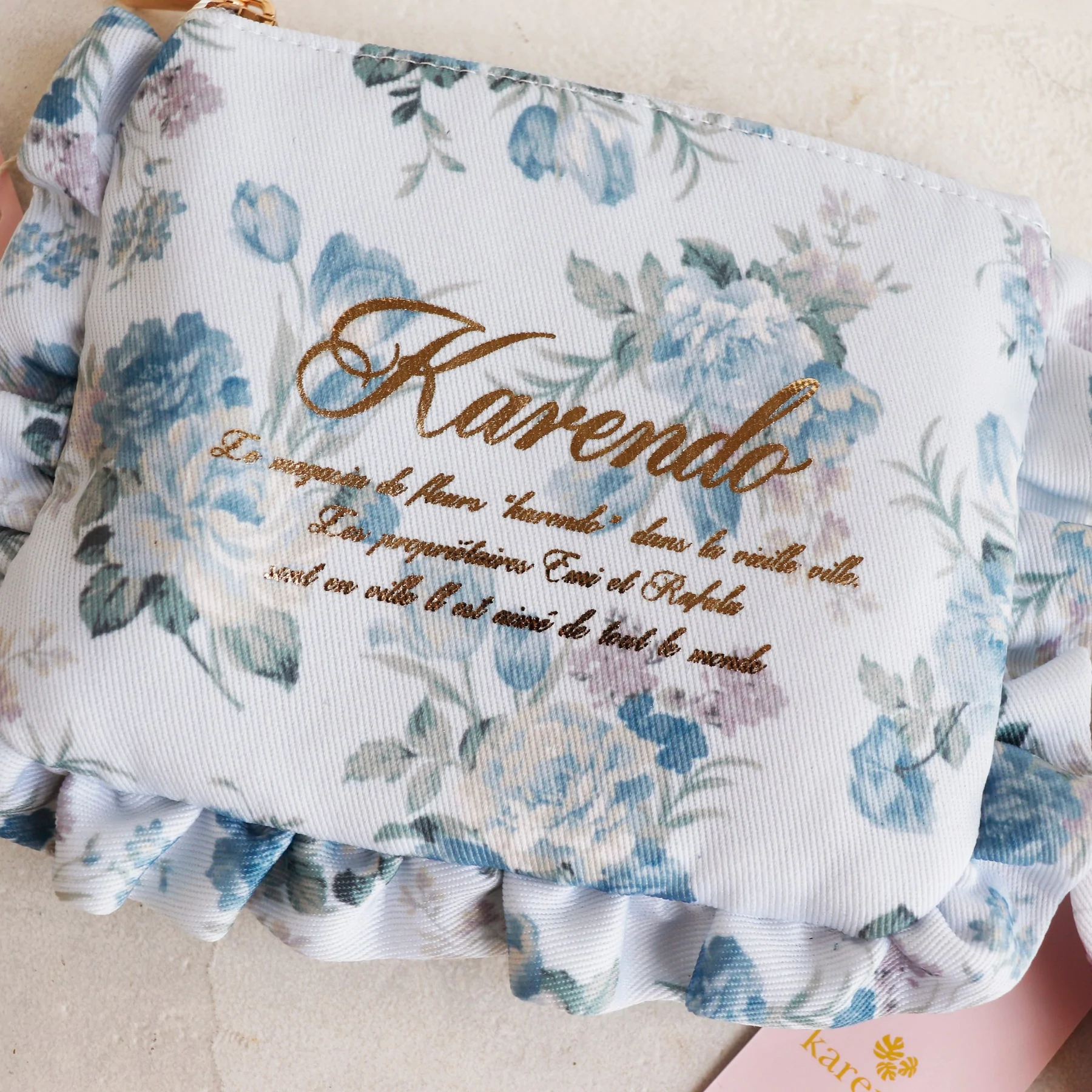 フラワープリントポーチ