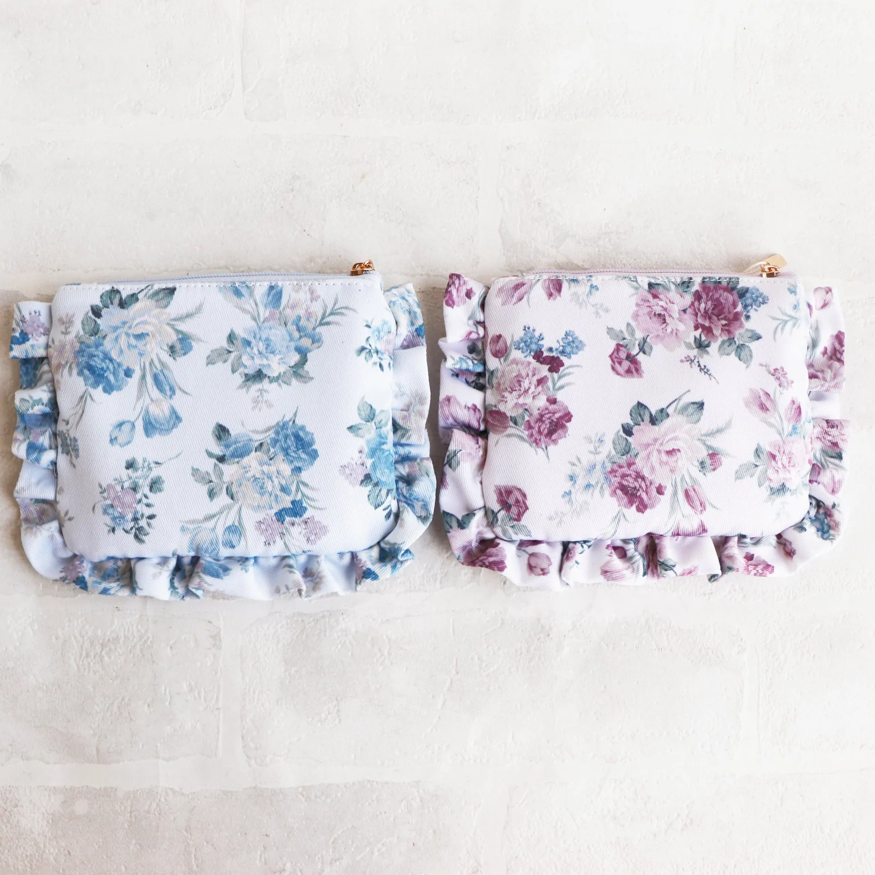 フラワープリントポーチ