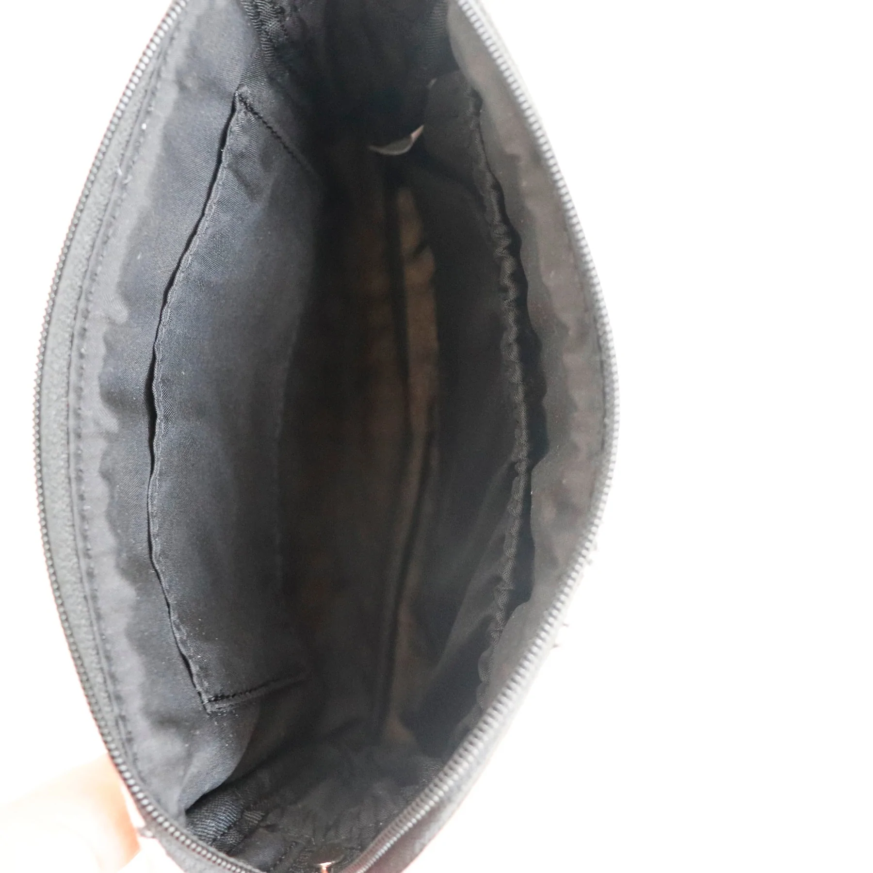 モノトーン花柄キルトポーチ