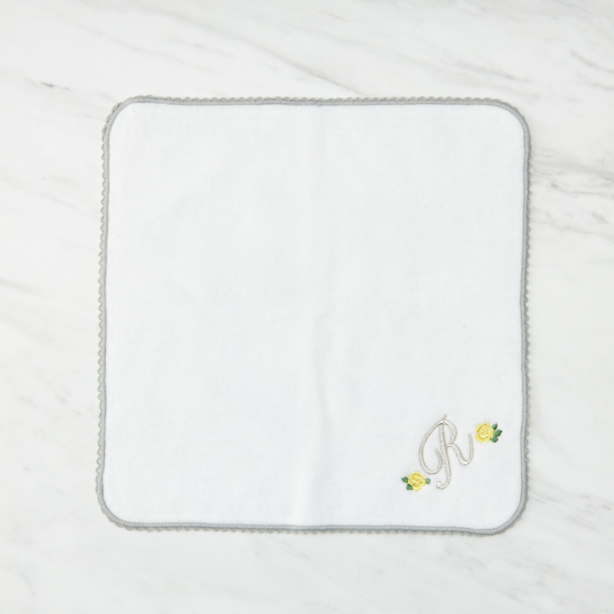 イニシャル刺繍タオルハンカチ