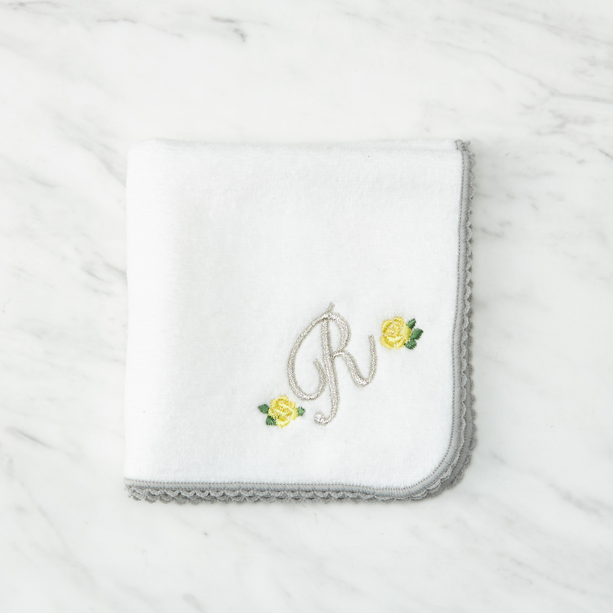 イニシャル刺繍タオルハンカチ