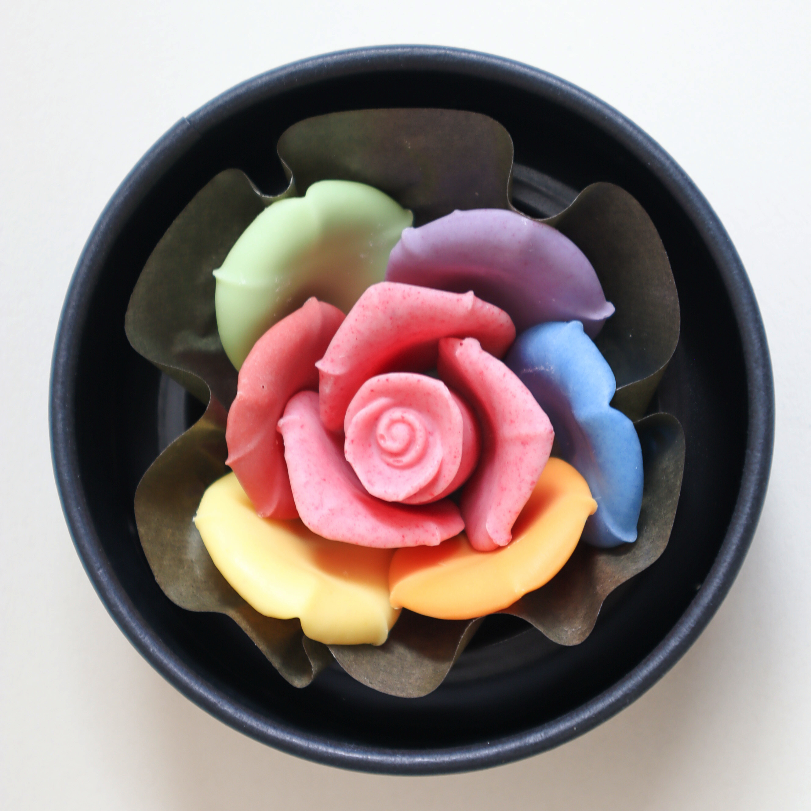 プレミアム・ペタルレインボー・チョコレート