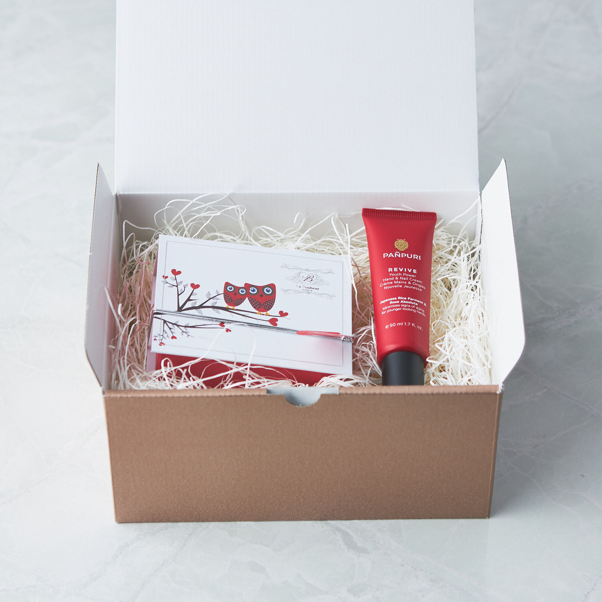 【ギフトBOXでお届け】キャラッセルチョコレート&ハンドクリームセット