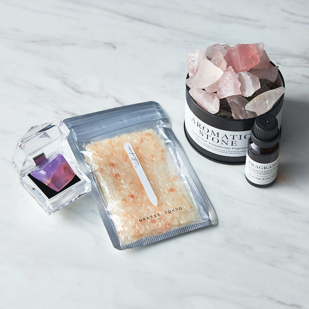 宝石石鹸と入浴剤、天然石を使ったアロマストーンのキラキラセット