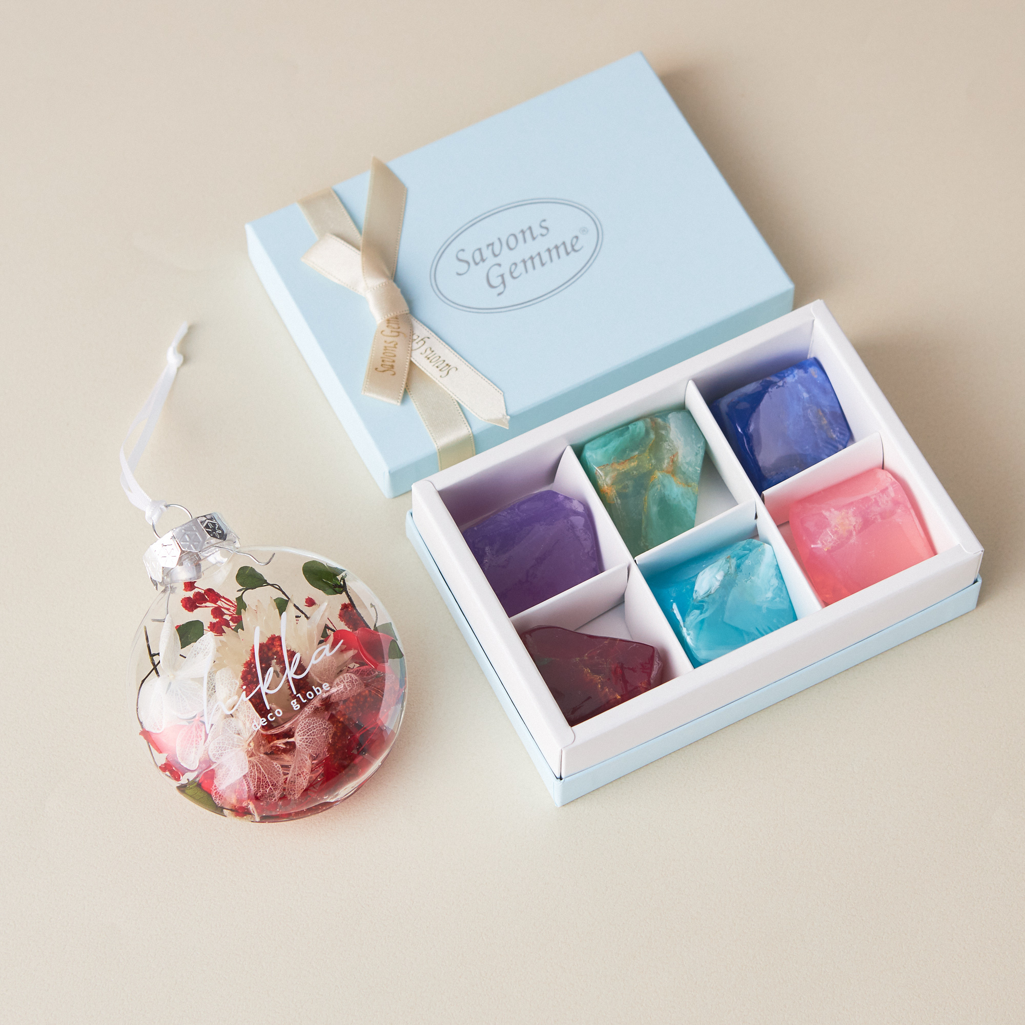 【還暦祝いにおすすめ】宝石石鹸 & ドライフラワーオーナメントセット