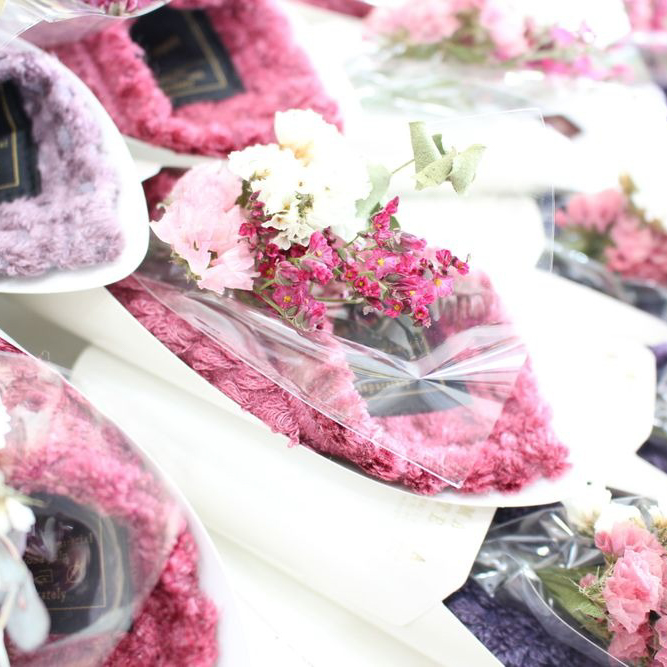 個室スパ&エステチケット関東版 + 花束ハンドタオル