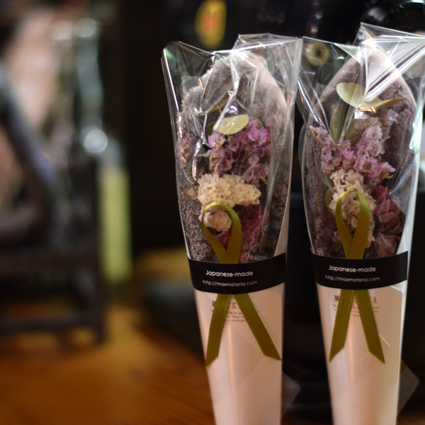 個室スパ&エステチケット関東版 + 花束ハンドタオル