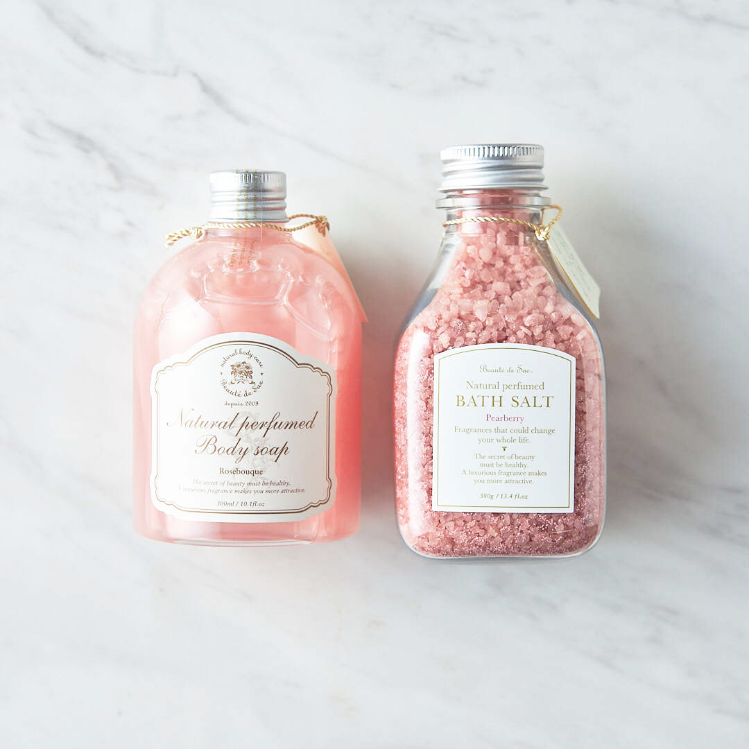 【バスタイム満喫ギフト】華やかなバスソルトとシャワージェル