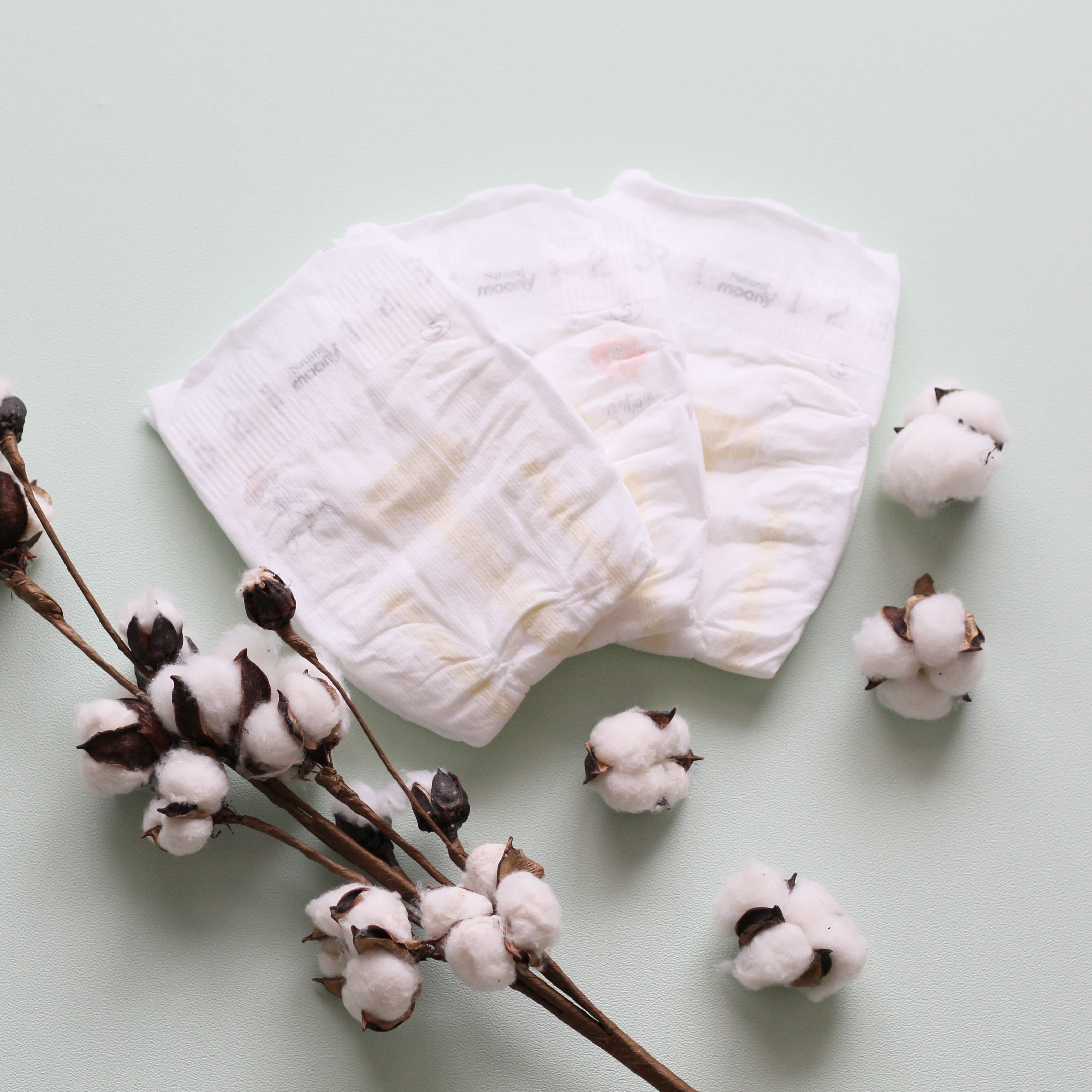 フランス発ブランド「Kaloo」うさぎラトル付きオーガニックおむつケーキ