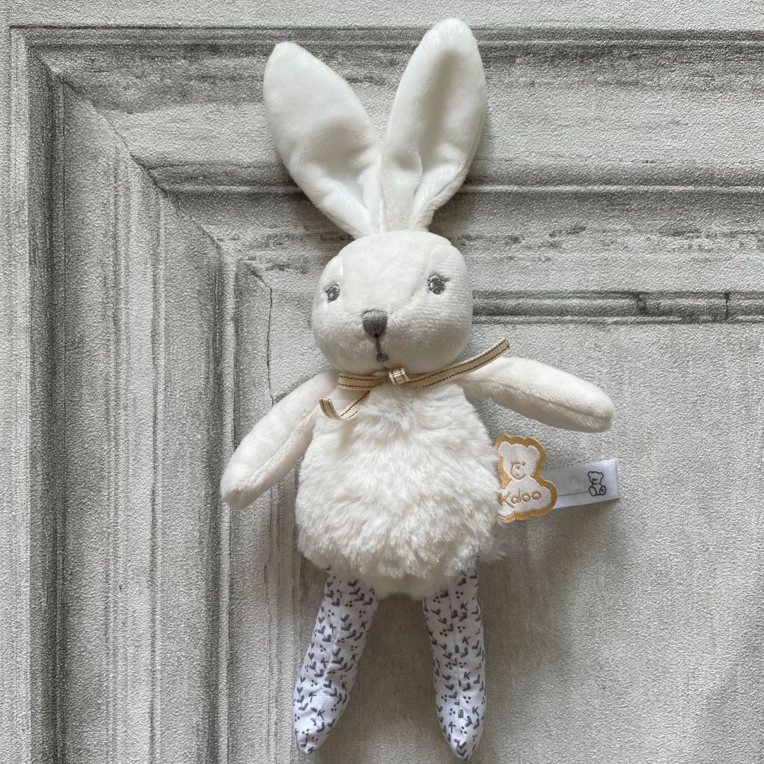 フランス発ブランド「Kaloo」うさぎラトル付きオーガニックおむつケーキ