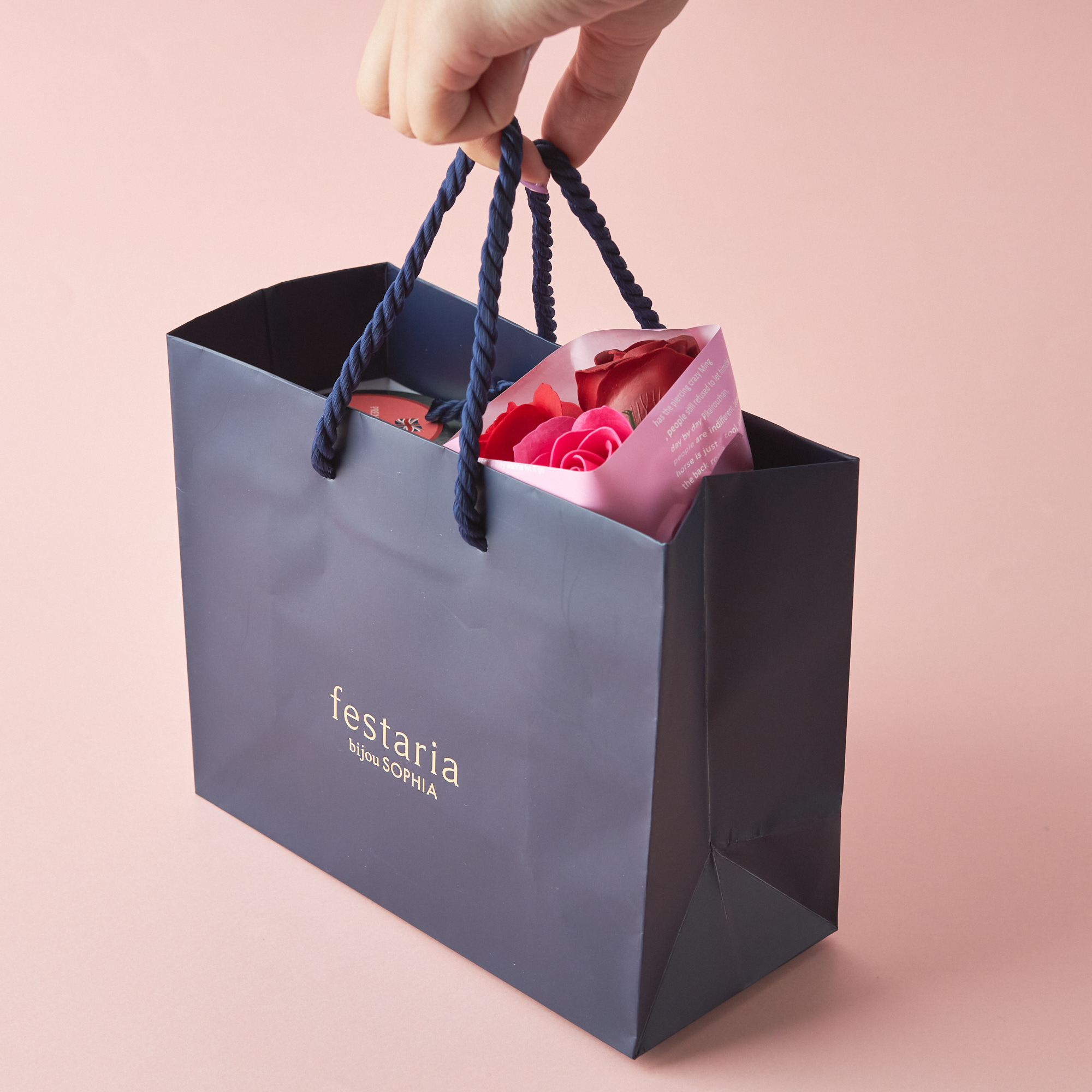 【可愛い彼女へ1年目のおすすめ誕プレ】鮮やか誕生石キャンドル&ジュエリーセット