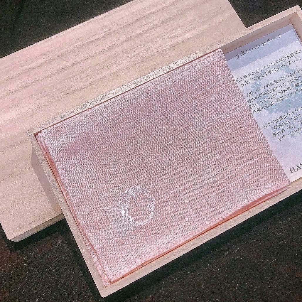 リネンハンカチ