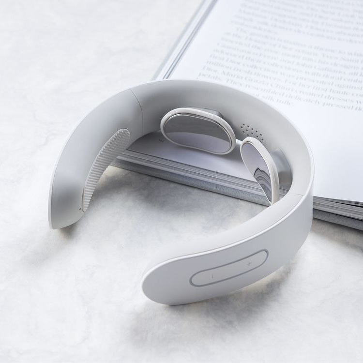 【頑張り屋さんの彼女へ3年目のおすすめ誕プレ】おうち癒し時間のネックケア&BARTHセット