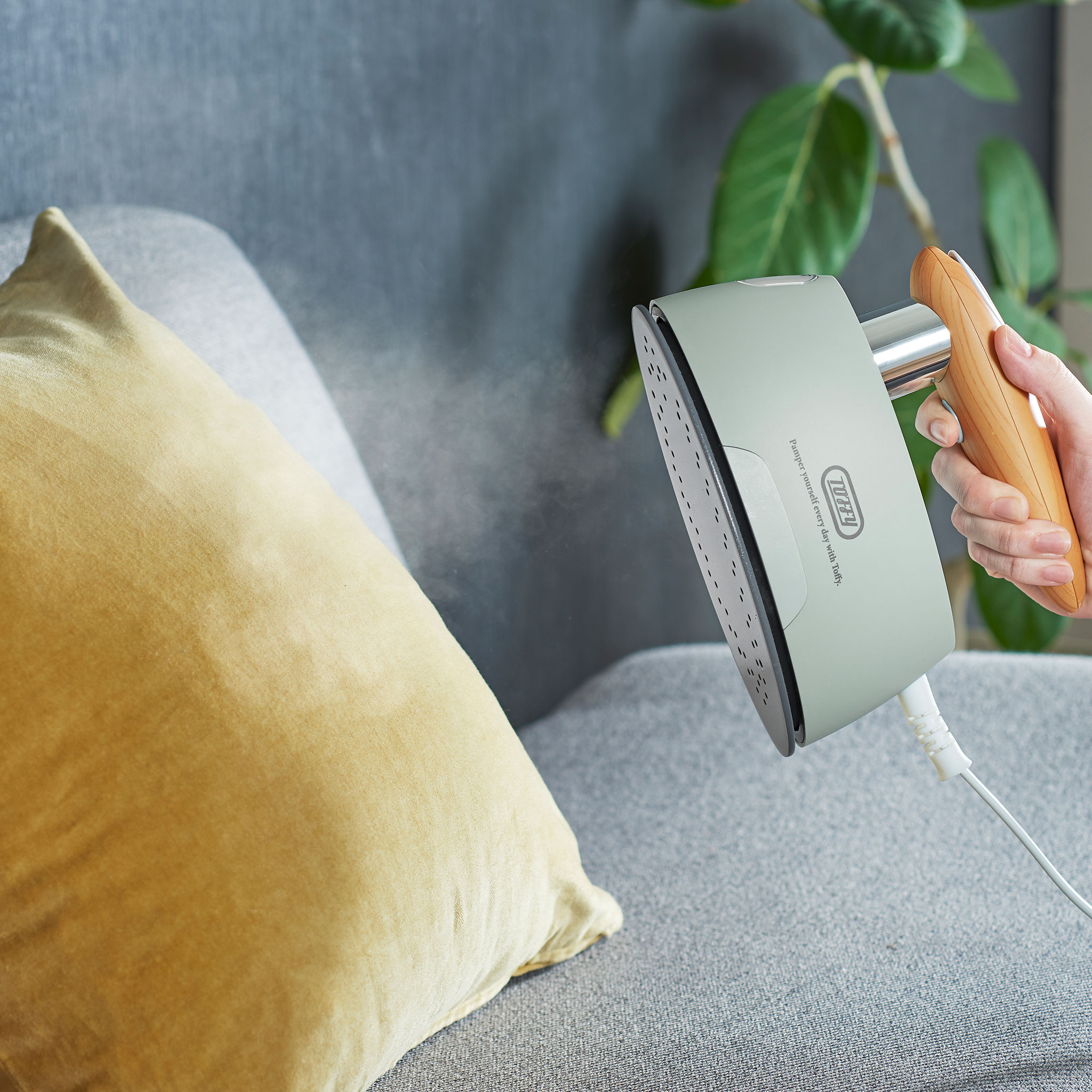 ハンディアイロン＆スチーマー