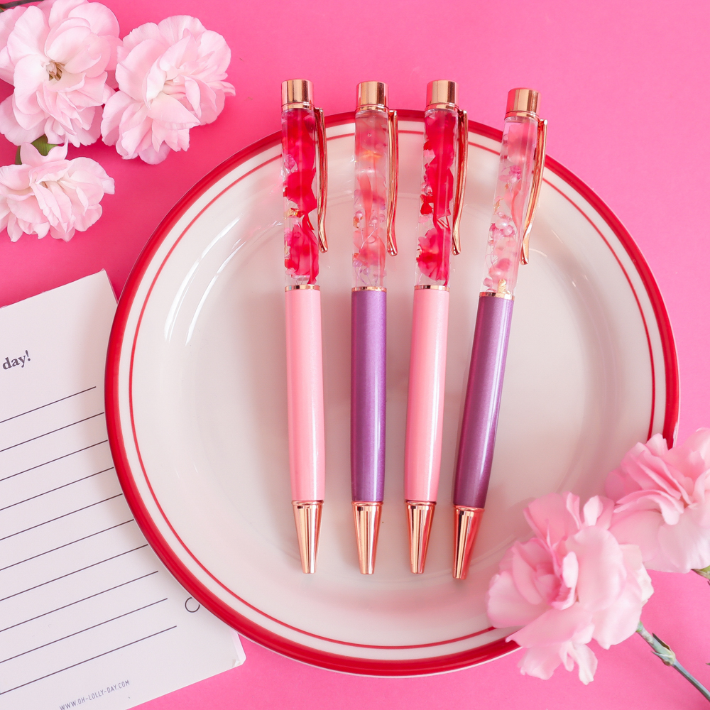 【名入れギフト】母の日限定！カーネーション ハーバリウムボールペン