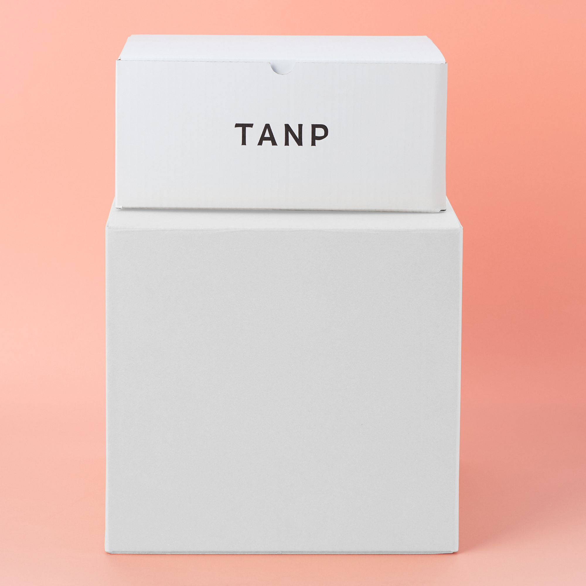 【着日指定可！】GODIVAクッキーと華やかな生花カーネーション アレンジメントのセット【母の日に贈る】