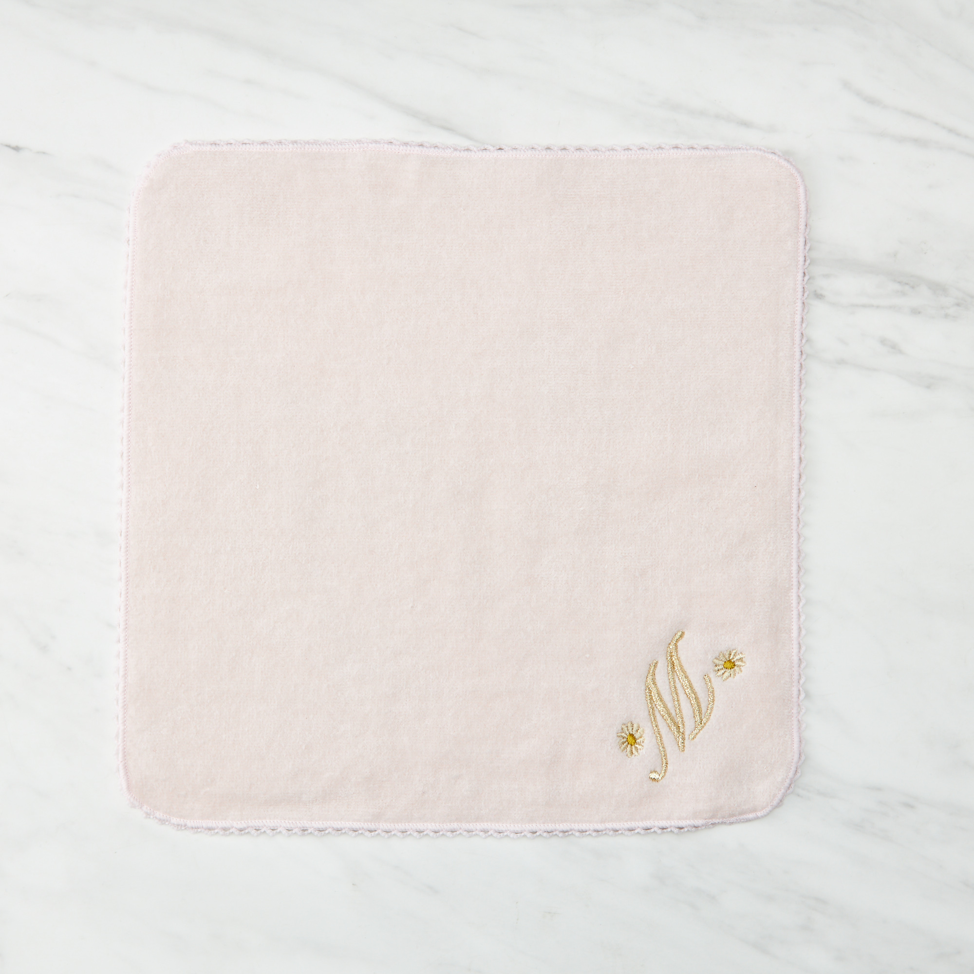 【母の日/名入れ】カーネーションハーバリウムボールペン&イニシャル ハンカチセット