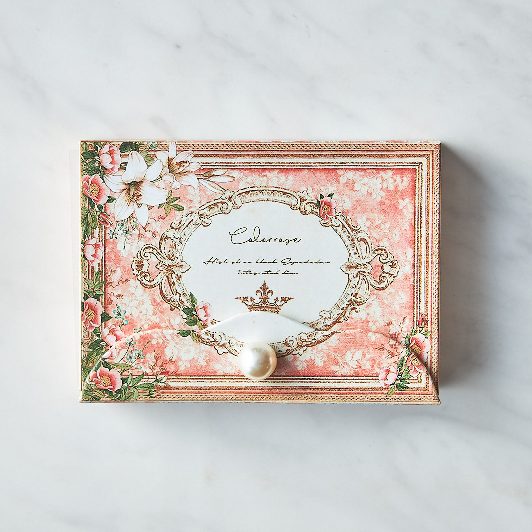 【BOX付き】女王のカメオミニマルチパレット＋彫刻リップセット