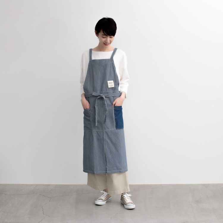 washedデニム&ヒッコリーラップエプロン
