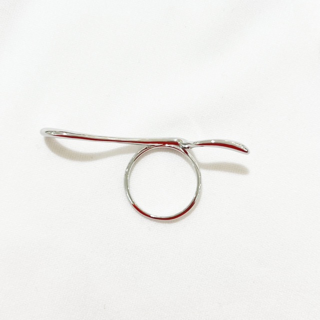 ウェーブラインリング