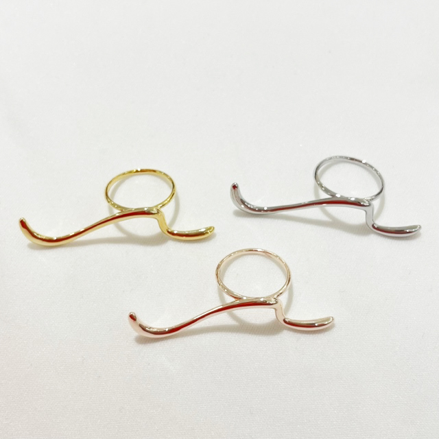 ウェーブラインリング