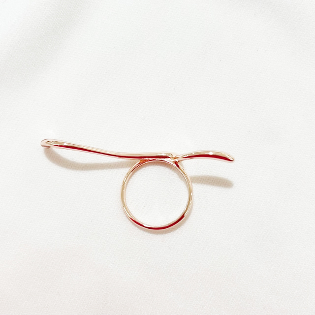 ウェーブラインリング