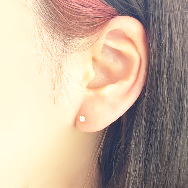 K18一粒3mmキュービックジルコニアピアス
