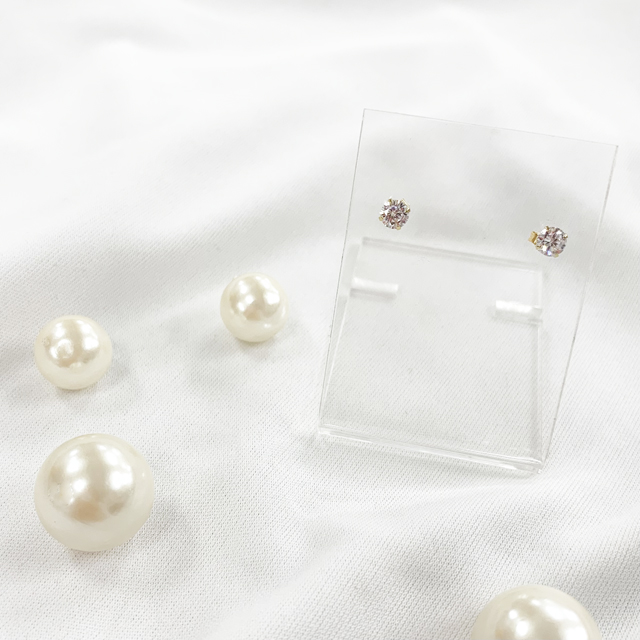 K18一粒4mmキュービックジルコニアピアス