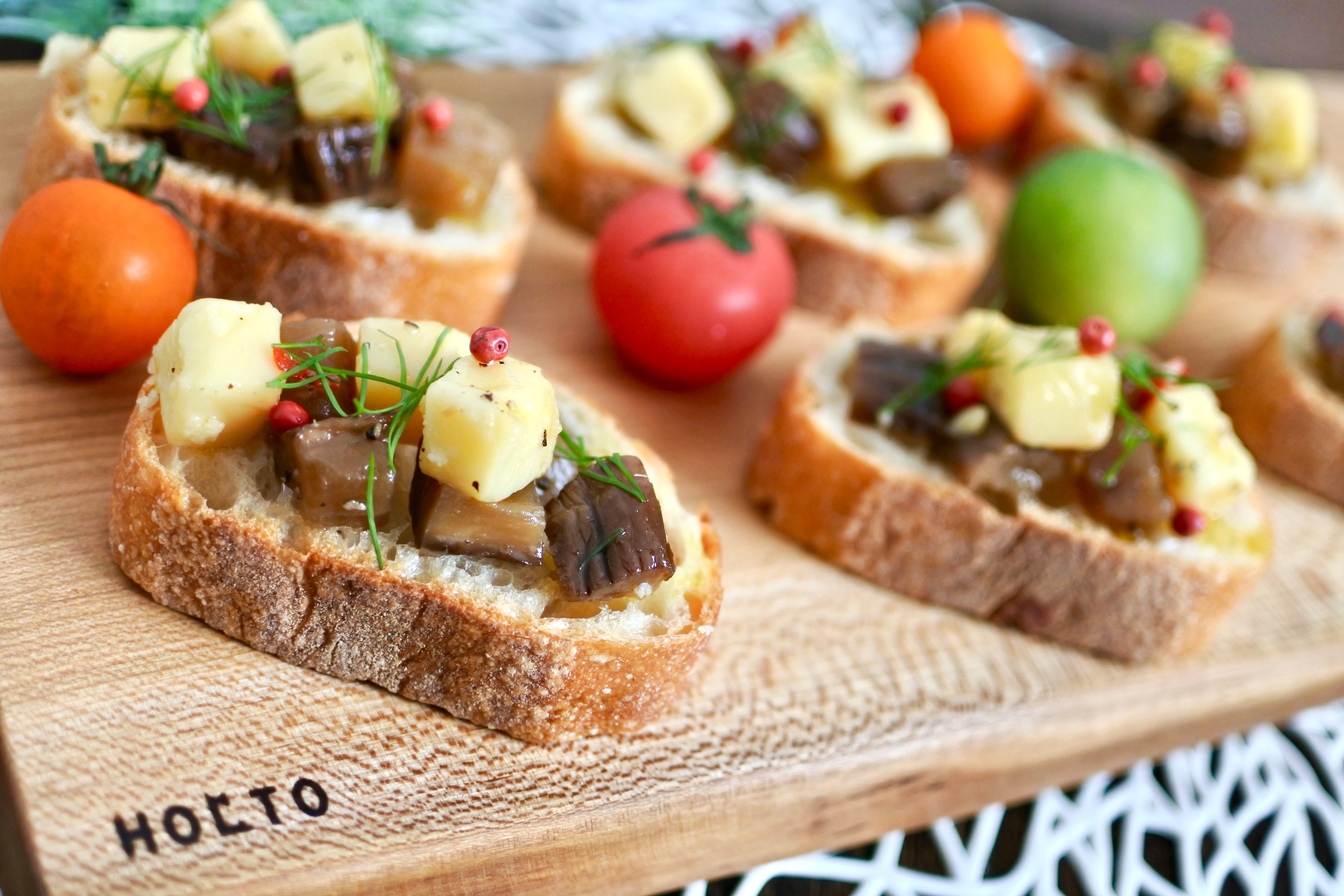 【ワインに合うBOX入りおつまみ】燻（いぶし）セットチーズのオイル漬2種ギフト