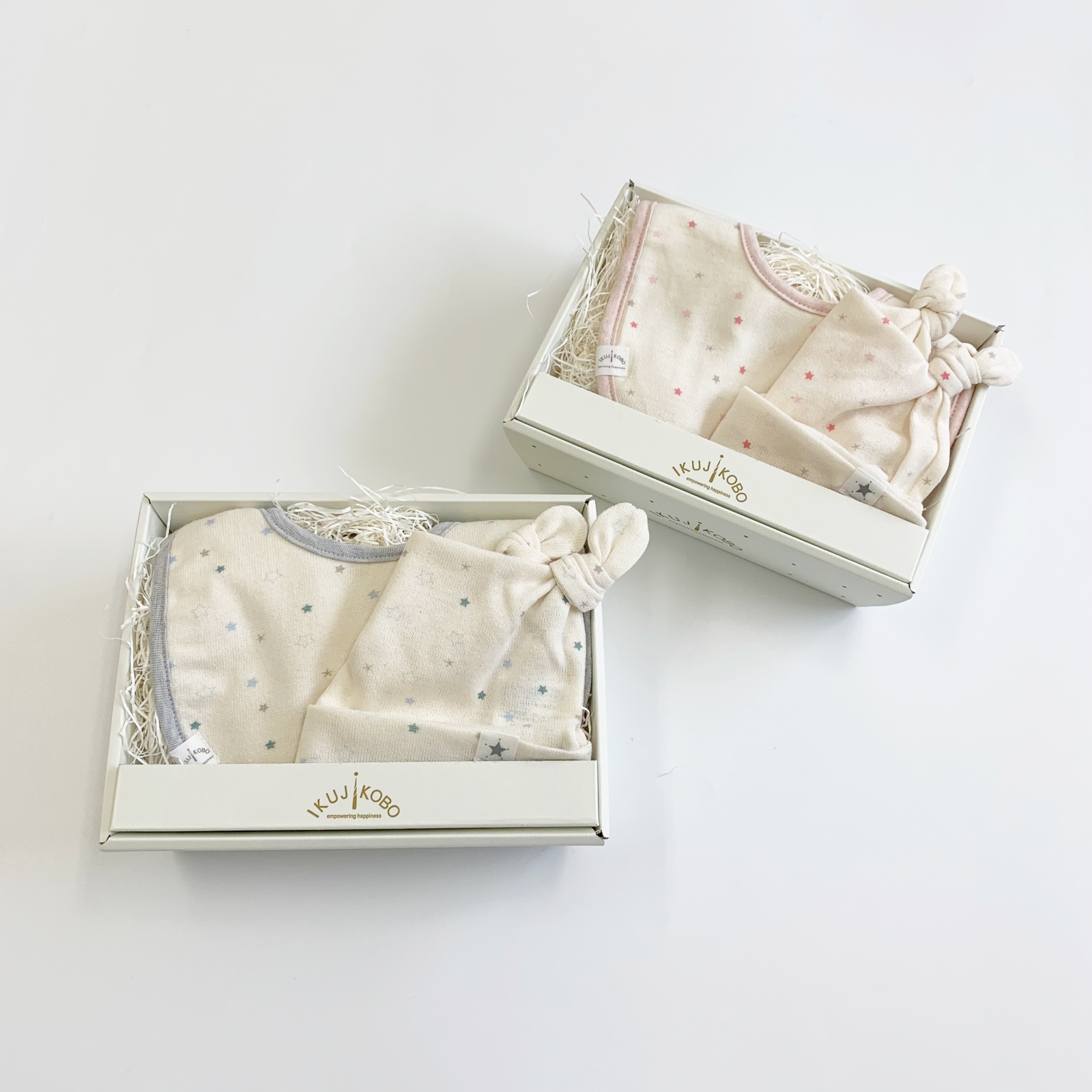 名入れギフト】オーガニックスタイ・帽子ギフトセット | 育児工房の