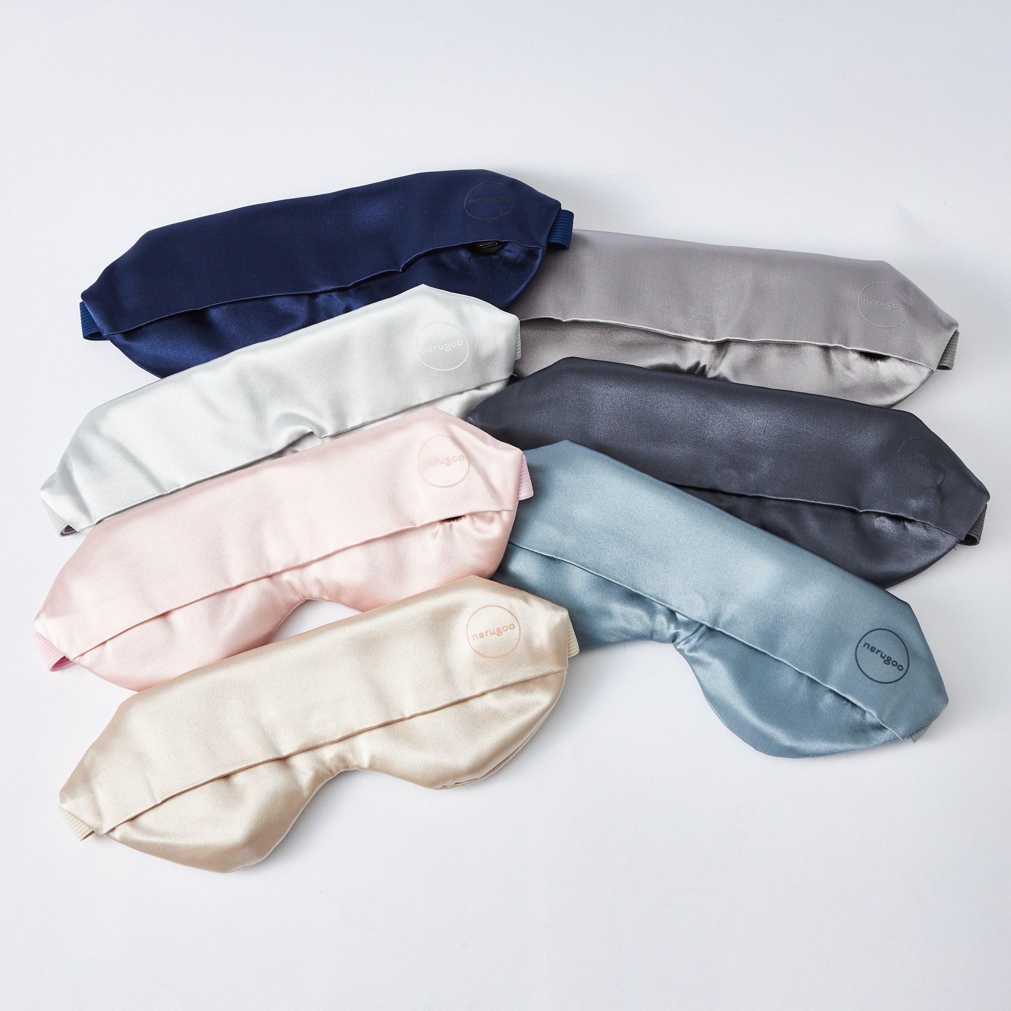 【名入れ刺繍】カラフルなバスボムとアイマスク