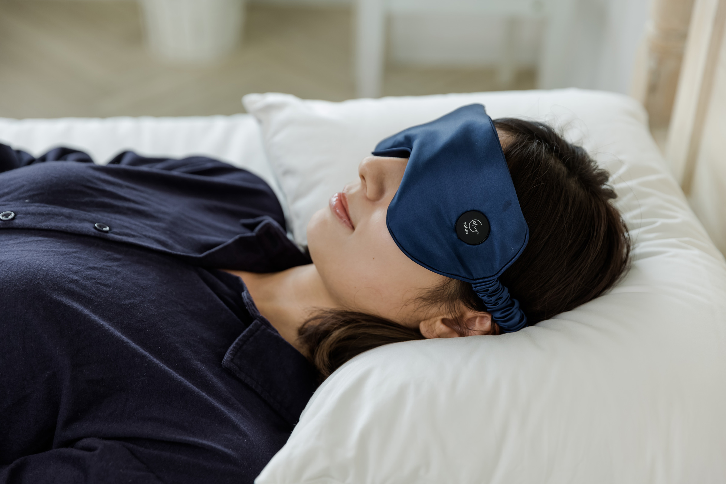 高級シルク100% 充電式ホットアイマスク プレミアム